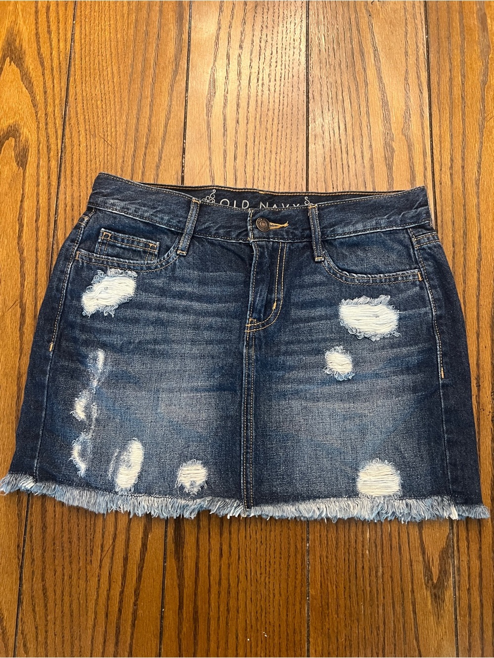 Old Navy Distressed Denim Mini Skirt Women’s Size 0 Dark Wash Raw Hem